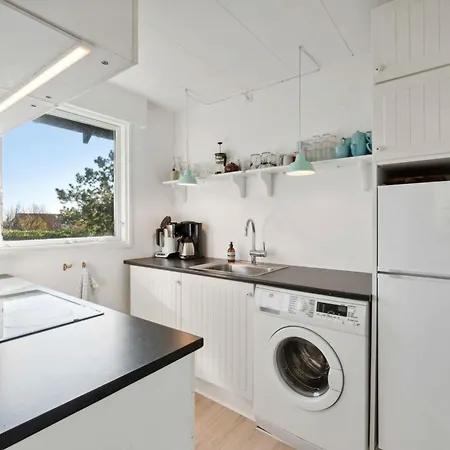 Idyllic Near Cliffs And Σπίτι διακοπών